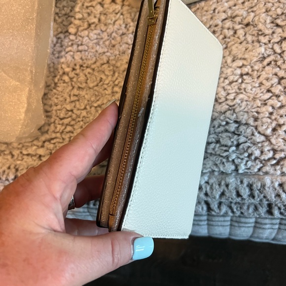 Authentic Coach Wallet - Picture 2 of 3
